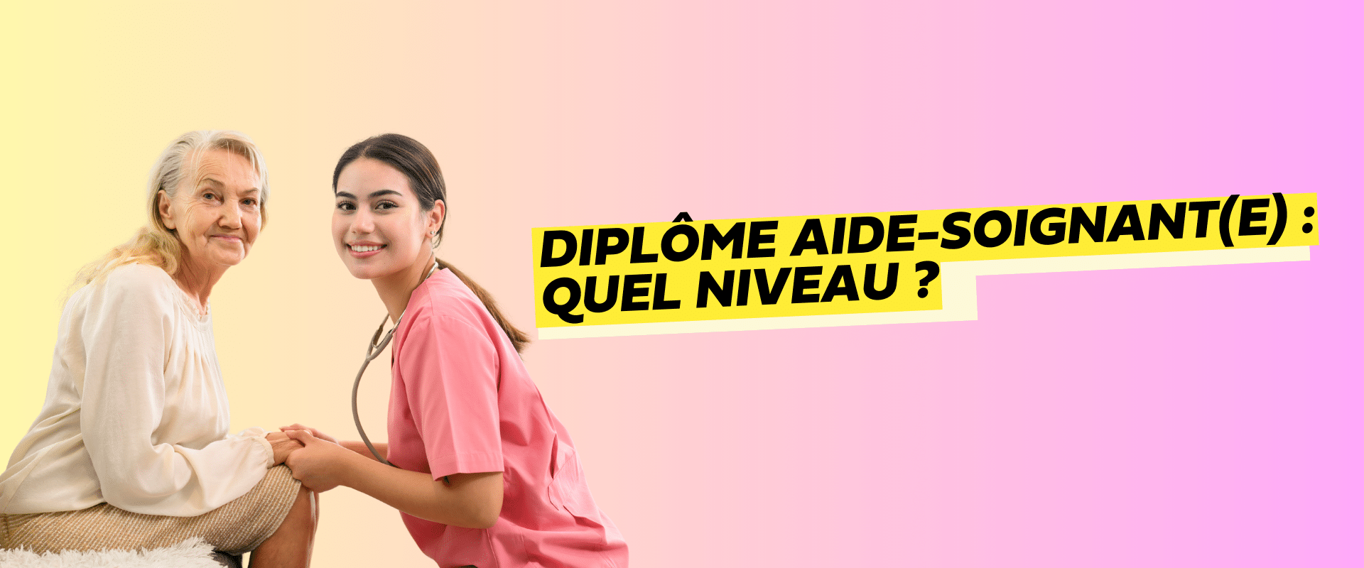 une dame agée tient la main d'une jeune fille aide soignante